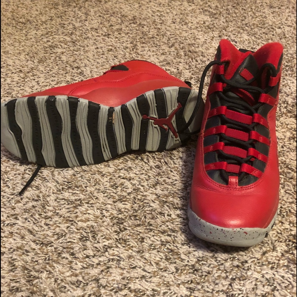 Nike Air Jordan 10 Retro ‘Gym Red’